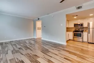 2124 Burton Dr, Austin, TX 78741 - Photo 3