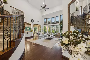 11805 Ranchview Ct, Austin, TX 78732 - Photo 5