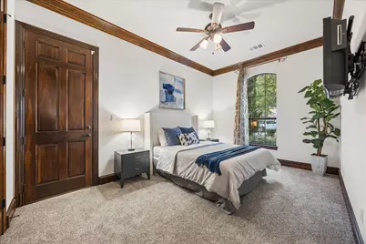 11805 Ranchview Court, Austin, TX 78732 - Photo 15