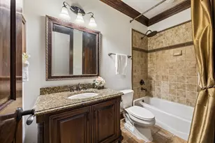 11805 Ranchview Ct, Austin, TX 78732 - Photo 17