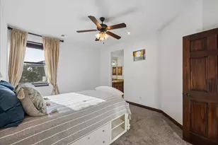 11805 Ranchview Ct, Austin, TX 78732 - Photo 23