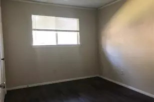 6211 Sunkist Ln, Austin, TX 78749 - Photo 5