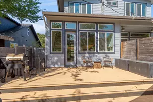 1177 Pandora St, Austin, TX 78702 - Photo 27