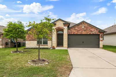 105 Plata Lane, Jarrell, TX 76537 - Photo 3