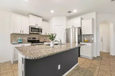 105 Plata Lane, Jarrell, TX 76537 - Photo 9
