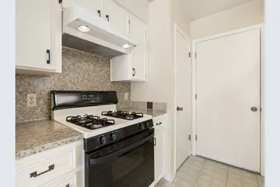 6403 Bluesky Way, Austin, TX 78745 - Photo 9