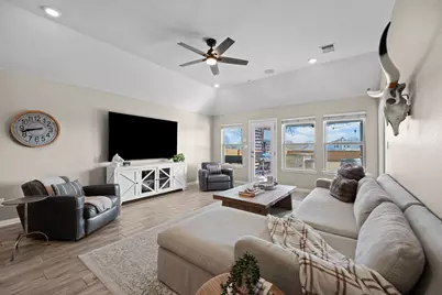 529 Cold River Run, Kyle, TX 78640 - Photo 15