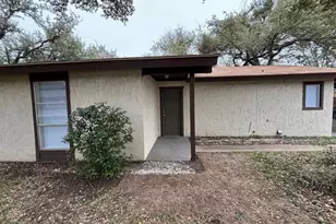 1902 Lone Oak Dr, Leander, TX 78641 - Photo 13