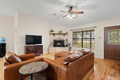 3434 Prairie Lea Road, Kingsbury, TX 78638 - Photo 11