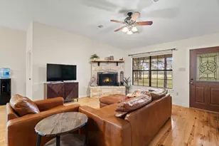 3434 Prairie-Lea Rd, Kingsbury, TX 78638 - Photo 11