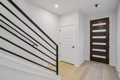 200 W 56th Street #2104, Austin, TX 78751 - Photo 25