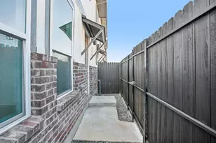 200 W 56th St, Austin, TX 78751 - Photo 27