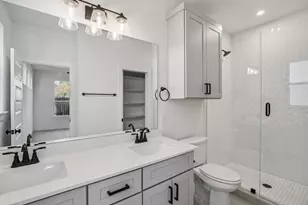 200 W 56th St, Austin, TX 78751 - Photo 13