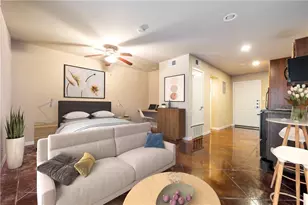 301 W 38th St, Austin, TX 78705 - Photo 1