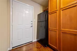 301 W 38th St, Austin, TX 78705 - Photo 5