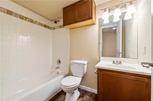 301 W 38th St, Austin, TX 78705 - Photo 11