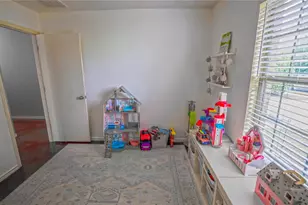 1541 Twin Cove, Kyle, TX 78640 - Photo 7