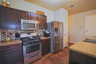 1541 Twin Cove, Kyle, TX 78640 - Photo 13