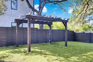 107 W Johanna St, Austin, TX 78704 - Photo 35