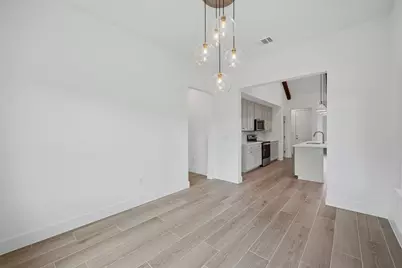 2801 Wilson Avenue, Lago Vista, TX 78645 - Photo 11