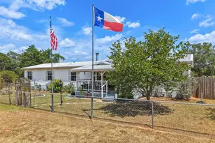 372 Hofferek Rd, Rosanky, TX 78953 - Photo 3