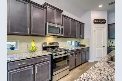 2125 Sauterne Drive, Leander, TX 78641 - Photo 11