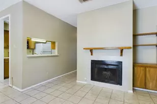 2706 Salado St, Austin, TX 78705 - Photo 5