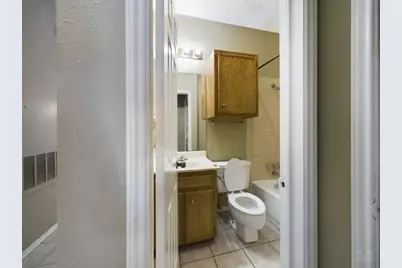 2706 Salado Street #206, Austin, TX 78705 - Photo 19