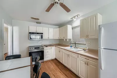 700 W Blanco Street, Kyle, TX 78640 - Photo 9