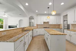 3425 Zebecca Creek Dr, Austin, TX 78732 - Photo 7