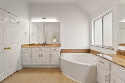 3425 Zebecca Creek Drive, Austin, TX 78732 - Photo 27