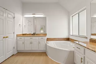 3425 Zebecca Creek Dr, Austin, TX 78732 - Photo 27
