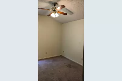 1300 N Bishop Street, San Marcos, TX 78666 - Photo 11