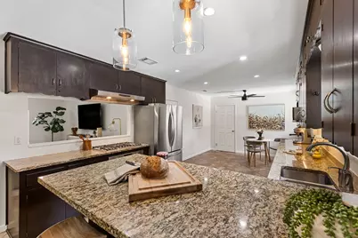 2406 Elmglen Drive, Austin, TX 78704 - Photo 11