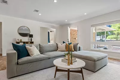 2406 Elmglen Drive, Austin, TX 78704 - Photo 7