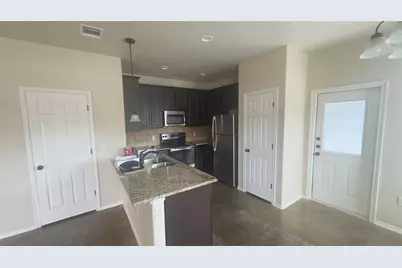 366 Joanne Loop Unit B, Buda, TX 78610 - Photo 3