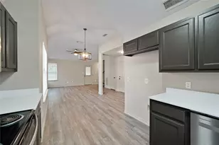1405 Girard Ave, San Marcos, TX 78666 - Photo 11