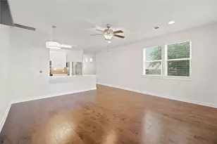8921 Parker Ranch Cir, Austin, TX 78748 - Photo 9