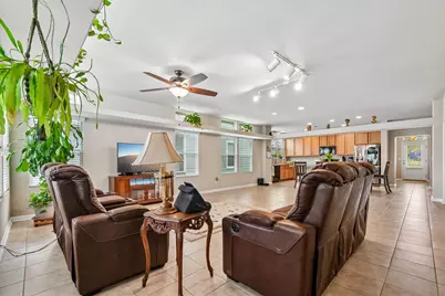 1373 Nevarez, Kyle, TX 78640 - Photo 5