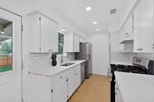 9807 Dallum Dr, Austin, TX 78753 - Photo 9