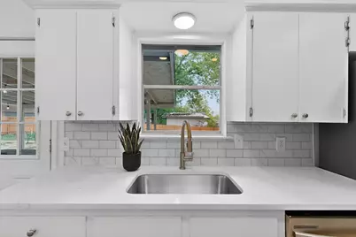 9807 Dallum Drive, Austin, TX 78753 - Photo 13
