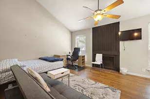 1000 W 26th St, Austin, TX 78705 - Photo 7