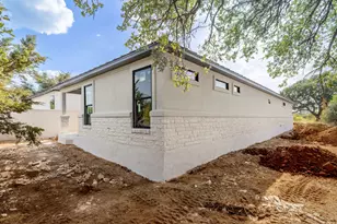 817 Sunray, Horseshoe Bay, TX 78657 - Photo 7