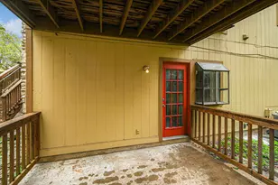 4301 Acropolis Ct, Austin, TX 78759 - Photo 9