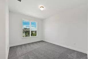 906 Bristol Crk Bnd, Lakeway, TX 78738 - Photo 23