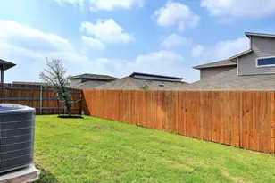2921 Maryanne Ln, Pflugerville, TX 78660 - Photo 23