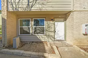 2124 Burton Dr, Austin, TX 78741 - Photo 29
