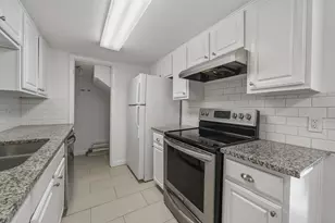 2124 Burton Dr, Austin, TX 78741 - Photo 3