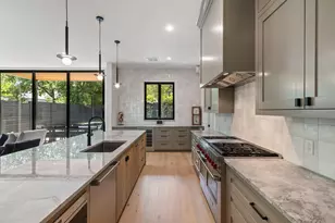 2102 Oxford St, Austin, TX 78704 - Photo 15