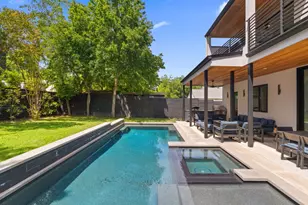 2102 Oxford St, Austin, TX 78704 - Photo 7